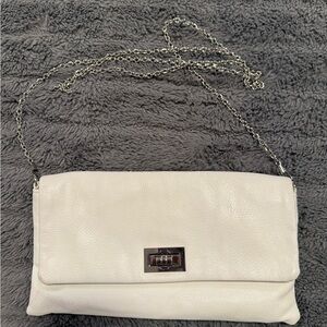 The Limited White Clutch with Silver Chain